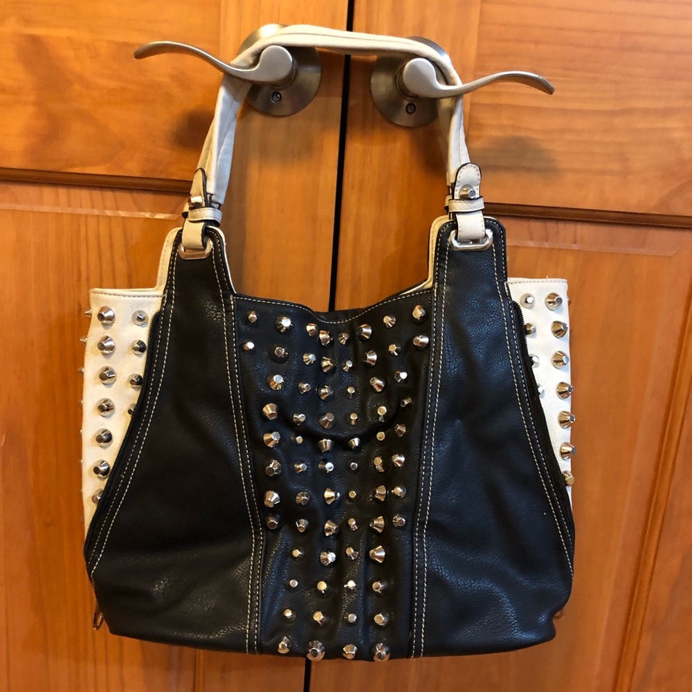 Rustic Couture’s Purse